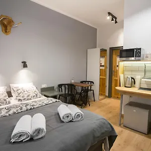 Goscinne Sw. Anny Aparthotel Krakov